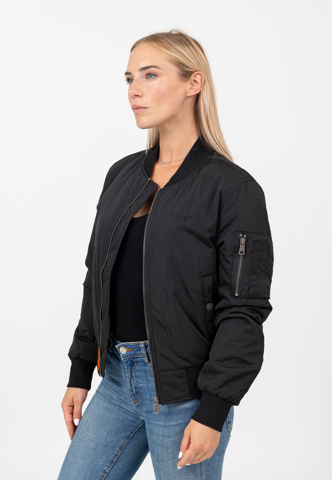 MAX WOMEN