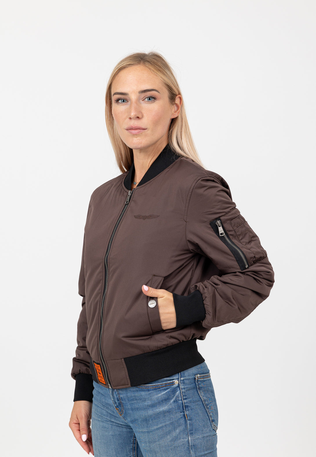MAX WOMEN