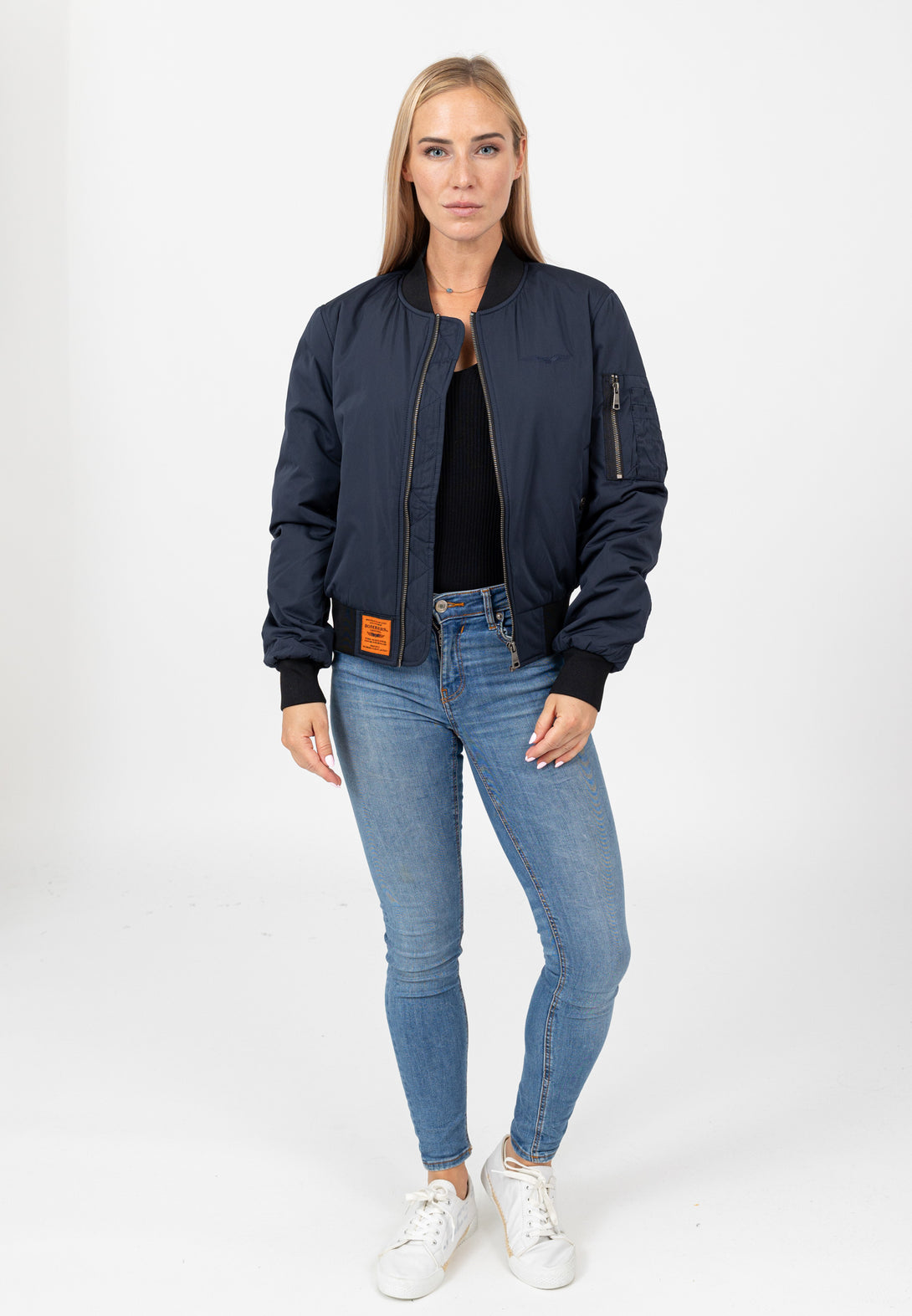 MAX WOMEN