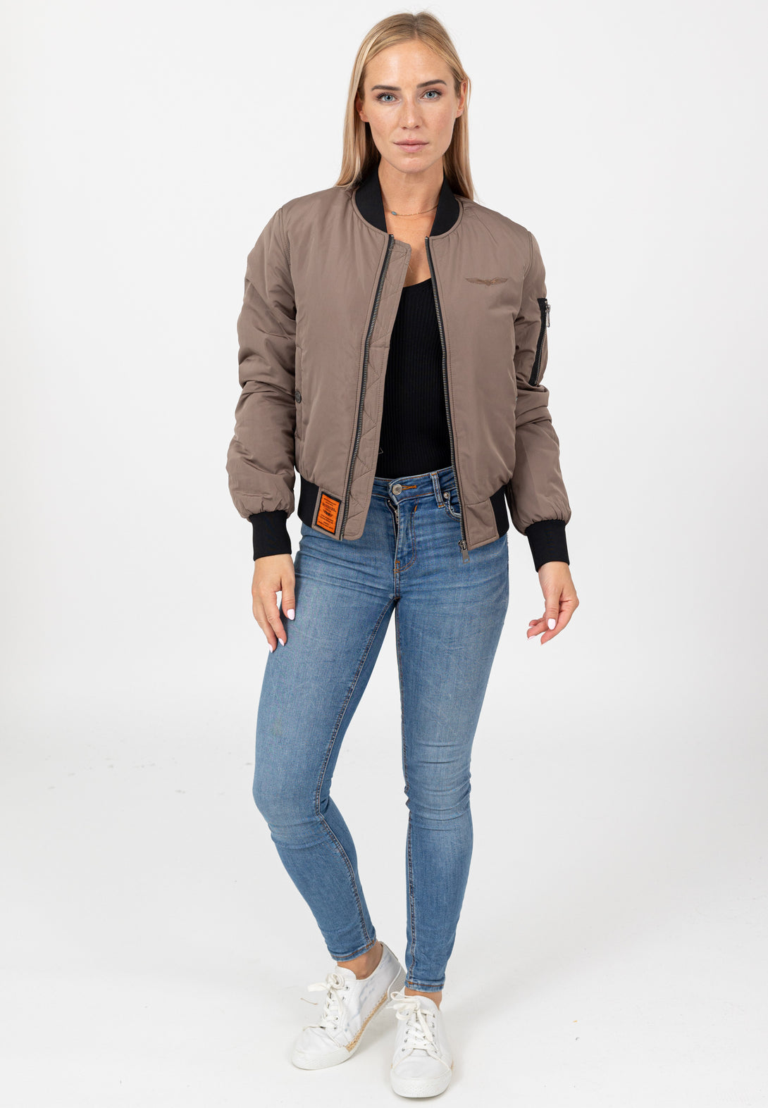 MAX WOMEN